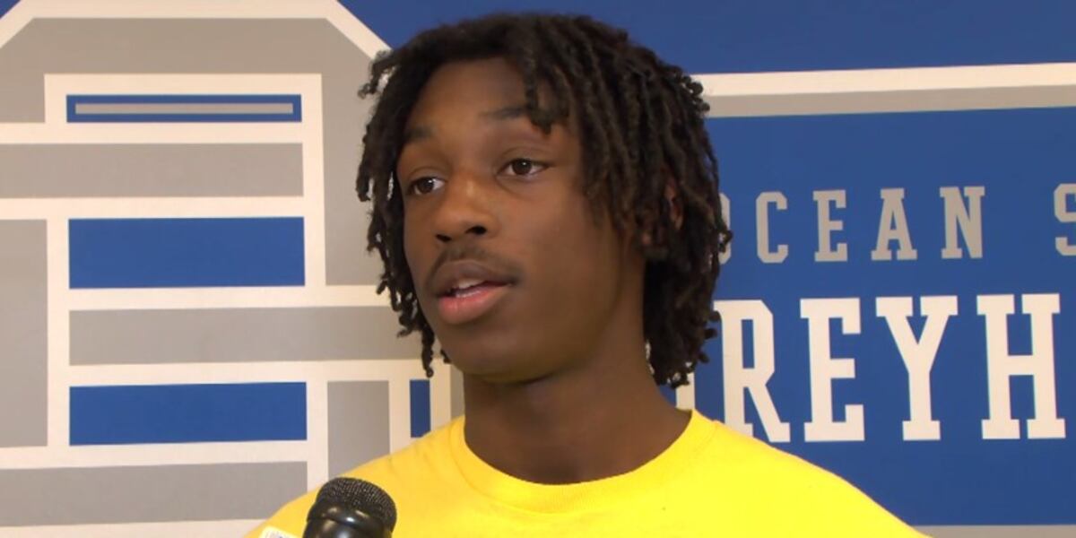 I Was Scared For My Life High School Football Player Collapses i-was-scared-for-my-life-high-school-football-player-collapses