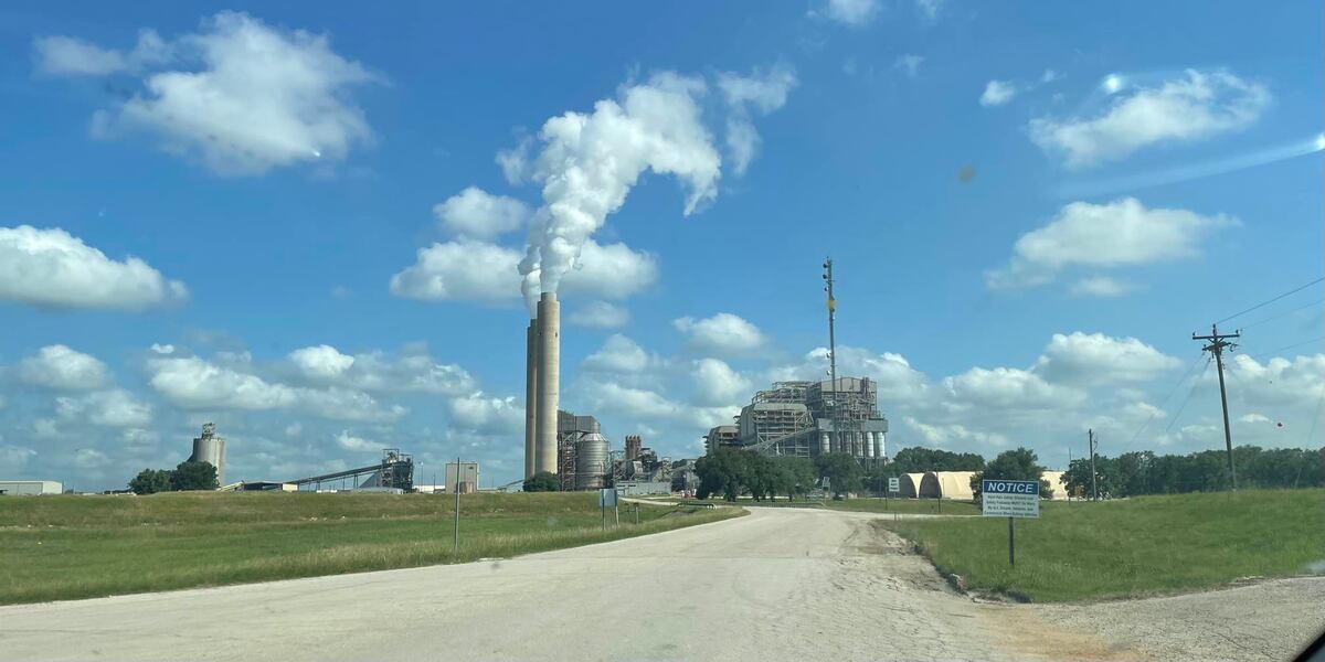 1 person dead in power plant explosion in Texas